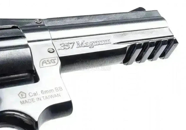 Dan Wesson 715 4inch Revolver - Sølv - 6mm - Game-On.no