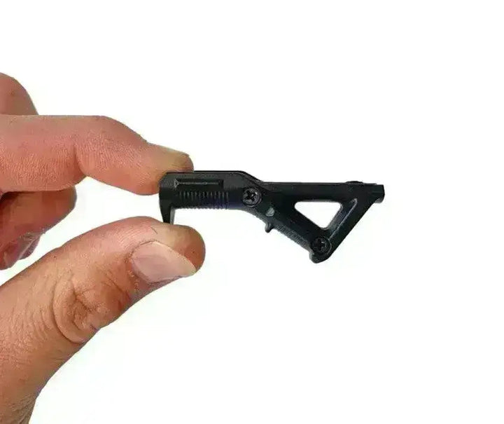 Goatguns - Mini Vinklet Frontgrep til Mini AR - Svart - Game-On.no