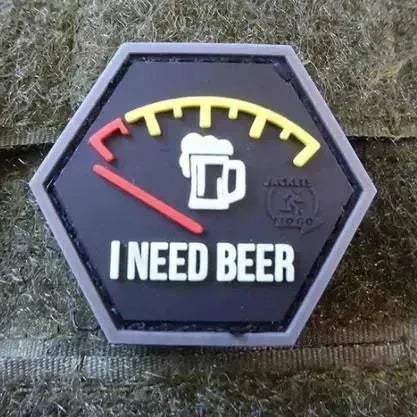 Patch - I Need Beer Rubber - Rød - Game-On.no