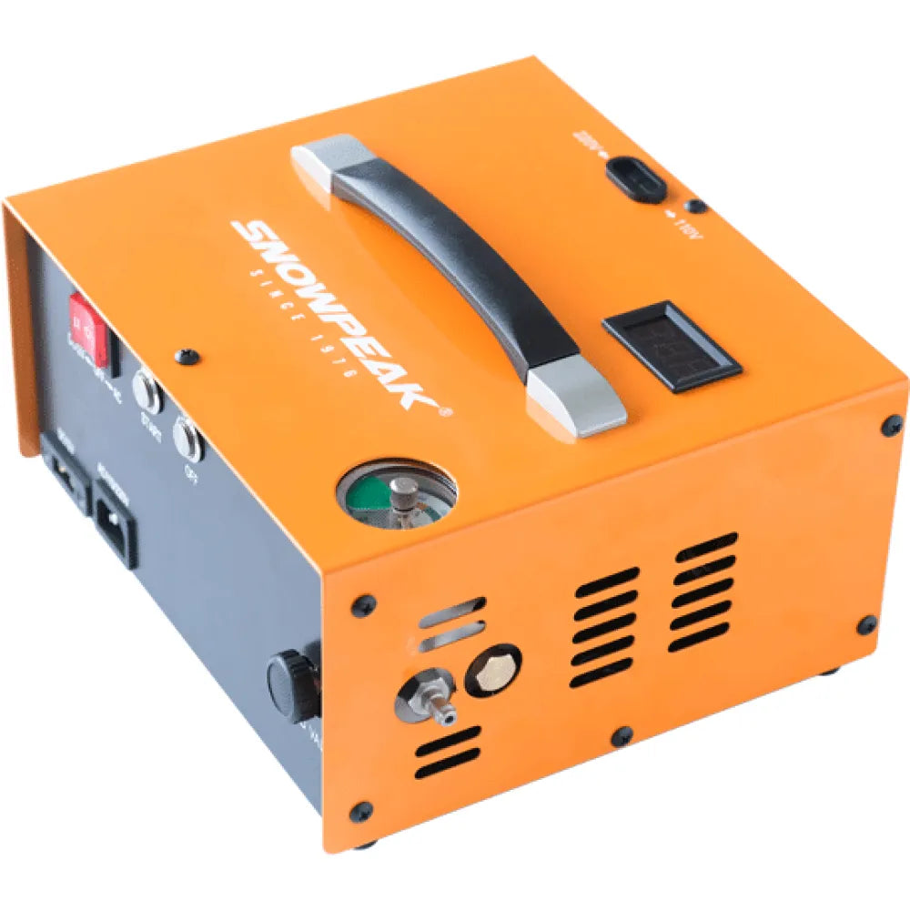 Snowpeak - 12V / 220V Kompressor med Autostop - Game-On.no