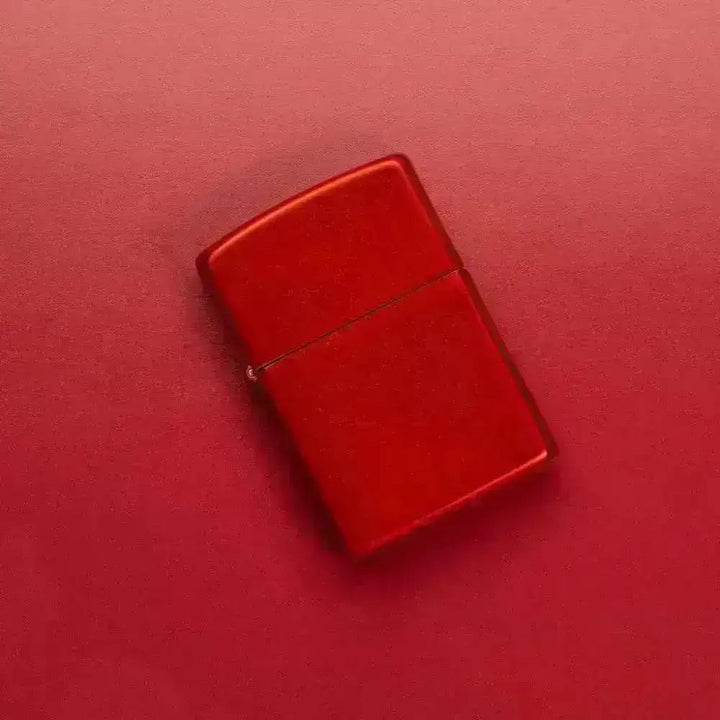Zippo Lighter - Klassisk Metall Rød - Game-On.no