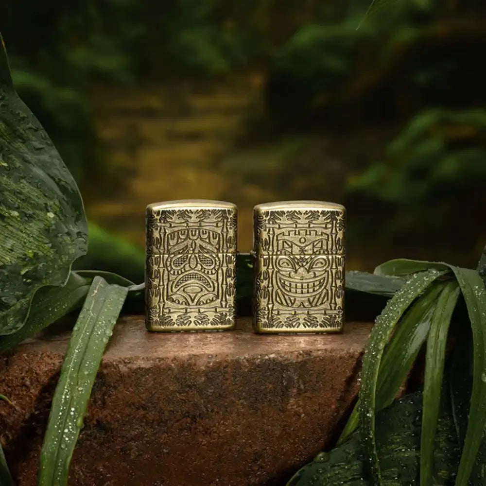 Zippo - Tiki Design Armor® - Antique Brass Lighter - Game-On.no